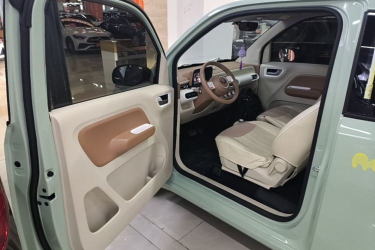 Used Wuling Hongguang MINIEV 2024 3rd Generation 215km Youth Edition Driver Seat