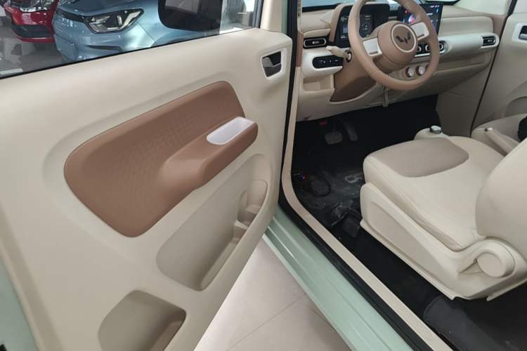 Used Wuling Hongguang MINIEV 2024 3rd Generation 215km Youth Edition Driver Seat
