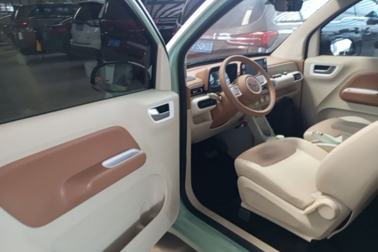 Used Wuling Hongguang MINIEV 2024 3rd Generation 215km Youth Edition Driver Seat