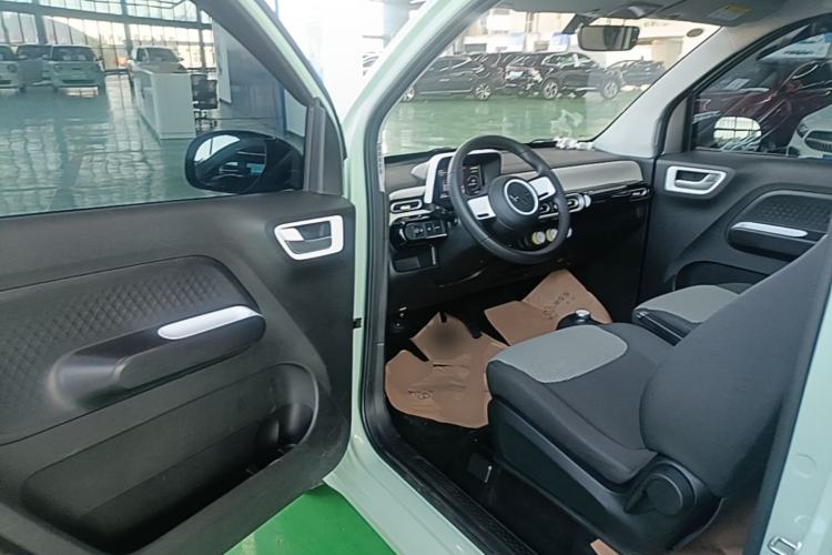 Used Wuling Hongguang MINIEV 2024 3rd Generation 215km Youth Edition Driver Seat