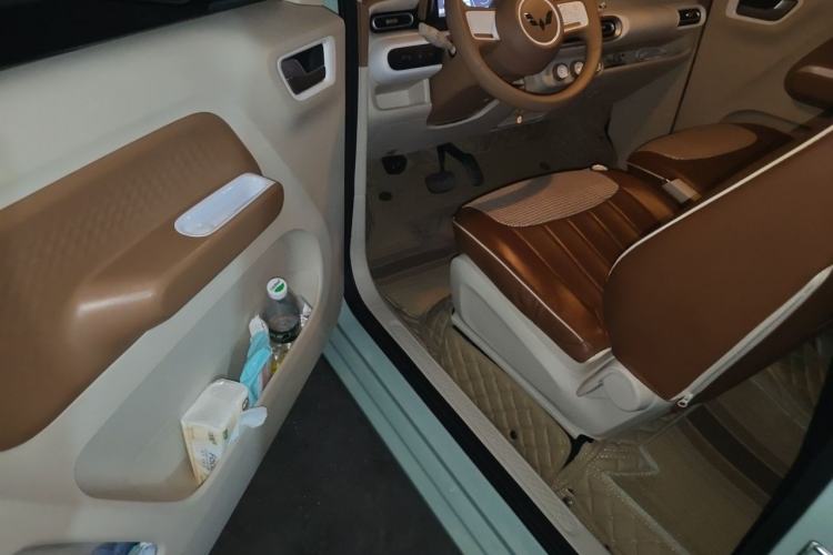 Used Wuling Hongguang MINIEV 2024 3rd Generation 215km Youth Edition Driver Seat