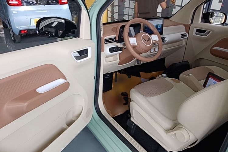 Used Wuling Hongguang MINIEV 2024 3rd Generation 215km Youth Edition Driver Seat