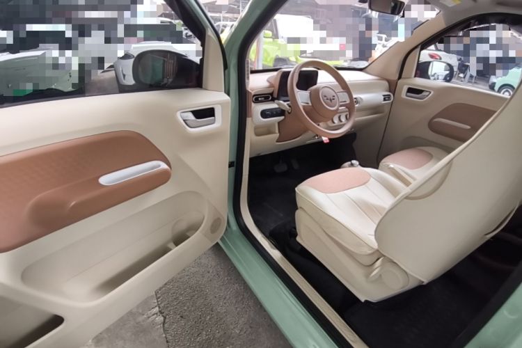 Used Wuling Hongguang MINIEV 2024 3rd Generation 215km Youth Edition Driver Seat
