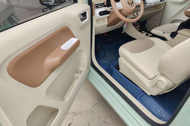 Used Wuling Hongguang MINIEV 2024 3rd Generation 215km Youth Edition Driver Seat
