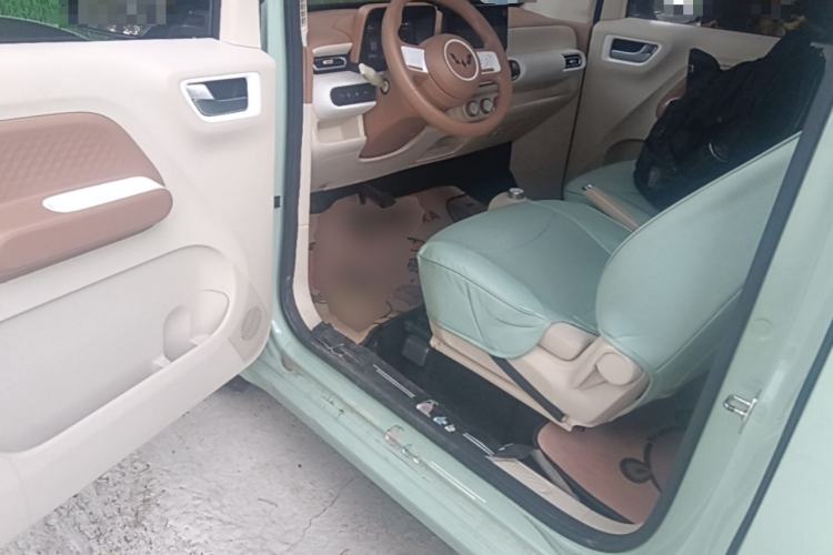 Used Wuling Hongguang MINIEV 2024 3rd Generation 215km Advanced Version Driver Seat