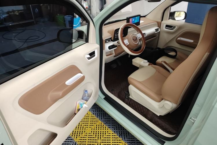 Used Wuling Hongguang MINIEV 2024 3rd Generation 215km Youth Edition Driver Seat