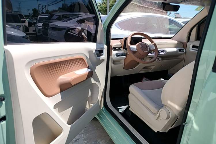 Used Wuling Hongguang MINIEV 2024 3rd Generation 215km Youth Edition Driver Seat