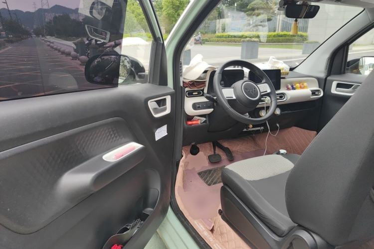 Used Wuling Hongguang MINIEV 2024 3rd Generation 215km Advanced Version Driver Seat