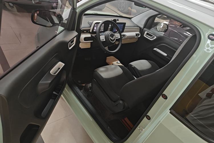 Used Wuling Hongguang MINIEV 2024 3rd Generation 215km Advanced Version Driver Seat
