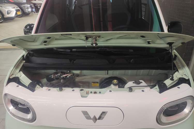Used Wuling Hongguang MINIEV 2024 3rd Generation 215km Advanced Version Engine Bay