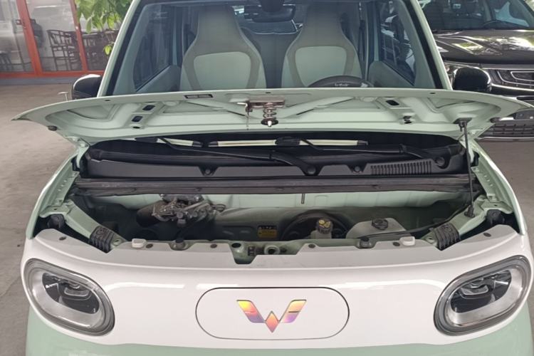 Used Wuling Hongguang MINIEV 2024 3rd Generation 215km Youth Edition Engine Bay