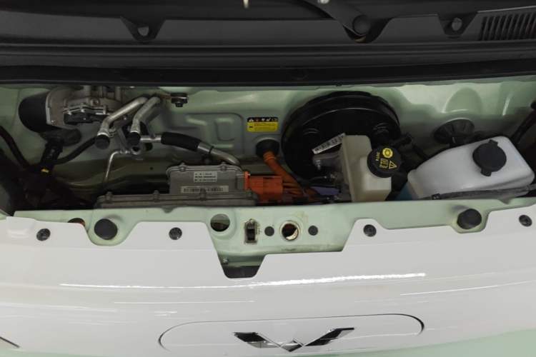 Used Wuling Hongguang MINIEV 2024 3rd Generation 215km Advanced Version Engine Bay
