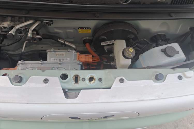 Used Wuling Hongguang MINIEV 2024 3rd Generation 215km Youth Edition Engine Bay