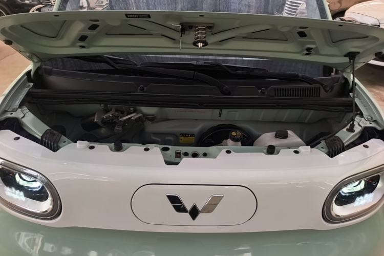 Used Wuling Hongguang MINIEV 2024 3rd Generation 215km Youth Edition Engine Bay