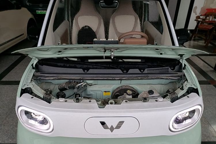 Used Wuling Hongguang MINIEV 2024 3rd Generation 170 km Engine Bay