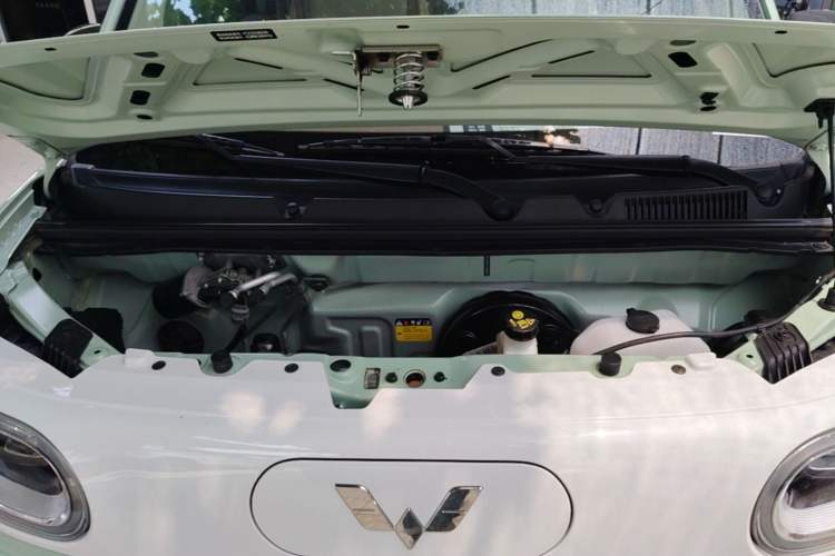 Used Wuling Hongguang MINIEV 2024 3rd Generation 215km Youth Edition Engine Bay