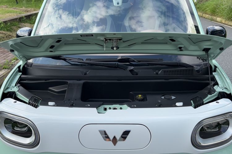 Used Wuling Hongguang MINIEV 2024 3rd Generation 215km Youth Edition Engine Bay