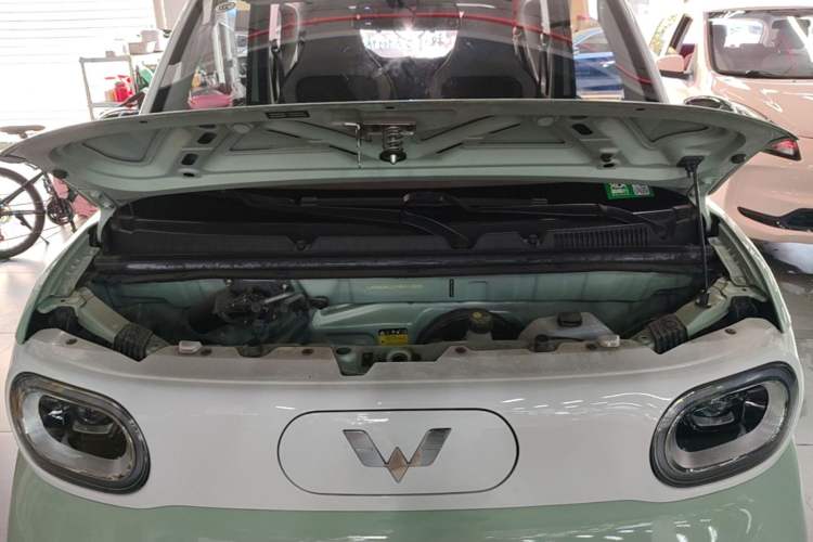 Used Wuling Hongguang MINIEV 2024 3rd Generation 215km Advanced Version Engine Bay