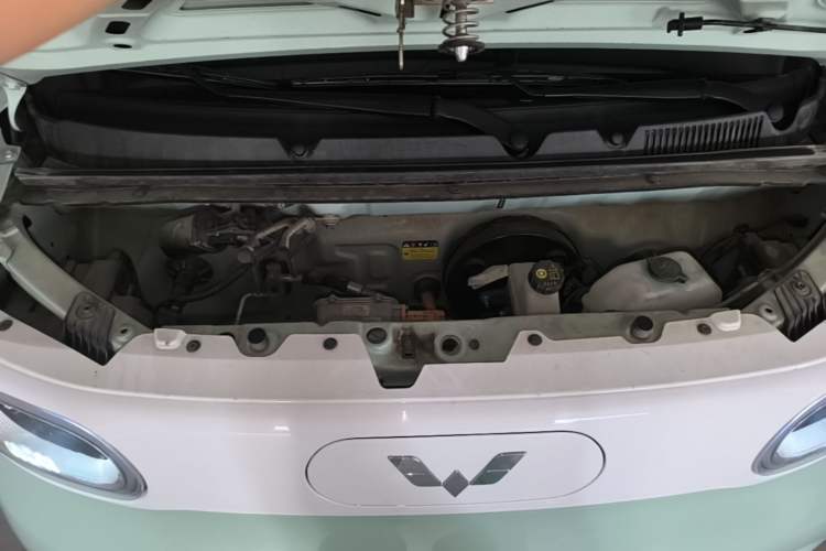 Used Wuling Hongguang MINIEV 2024 3rd Generation 215km Youth Edition Engine Bay