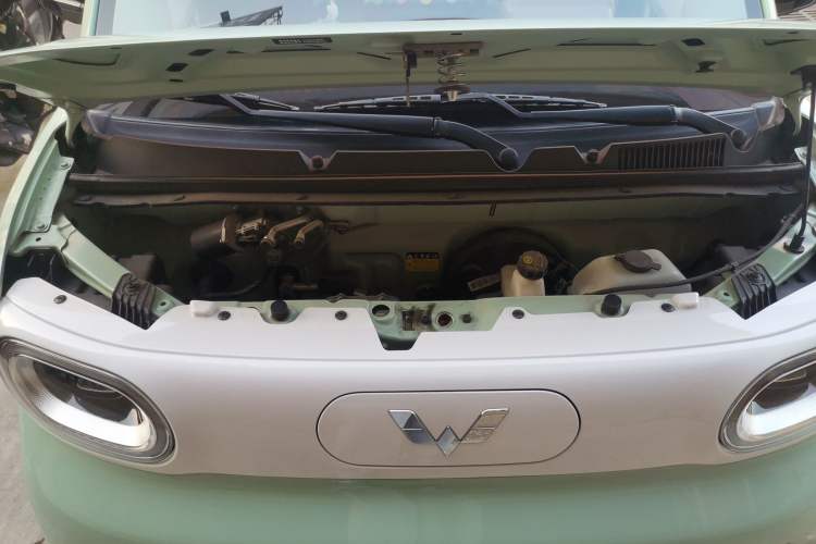 Used Wuling Hongguang MINIEV 2024 3rd Generation 215km Youth Edition Engine Bay