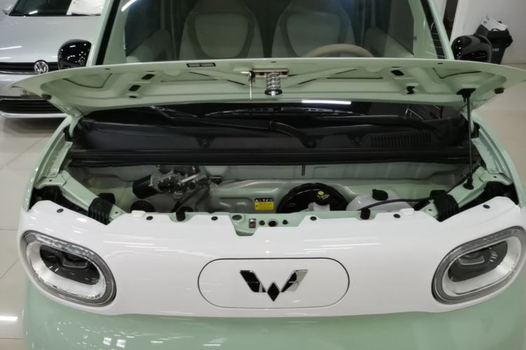 Used Wuling Hongguang MINIEV 2024 3rd Generation 215km Youth Edition Engine Bay