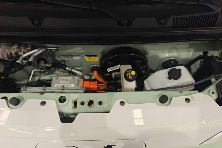 Used Wuling Hongguang MINIEV 2024 3rd Generation 215km Youth Edition Engine Bay