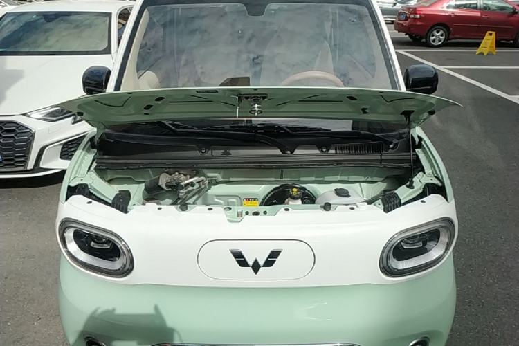 Used Wuling Hongguang MINIEV 2024 3rd Generation 215km Advanced Version Engine Bay