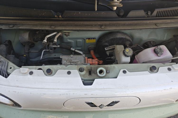 Used Wuling Hongguang MINIEV 2024 3rd Generation 170 km Engine Bay