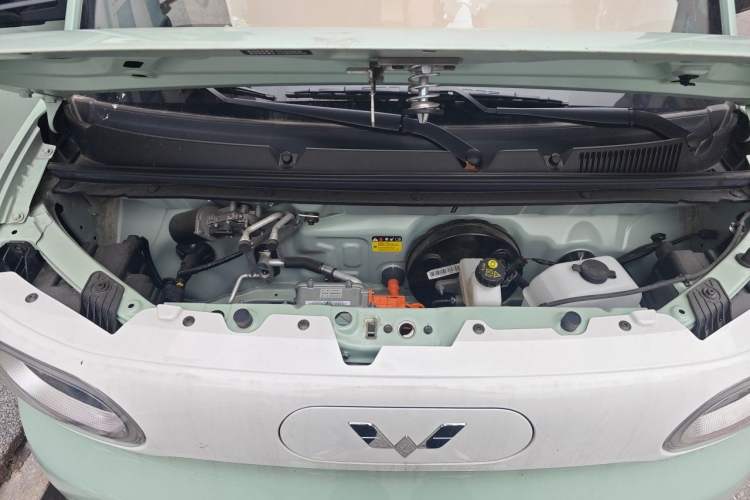 Used Wuling Hongguang MINIEV 2024 3rd Generation 215km Youth Edition Engine Bay