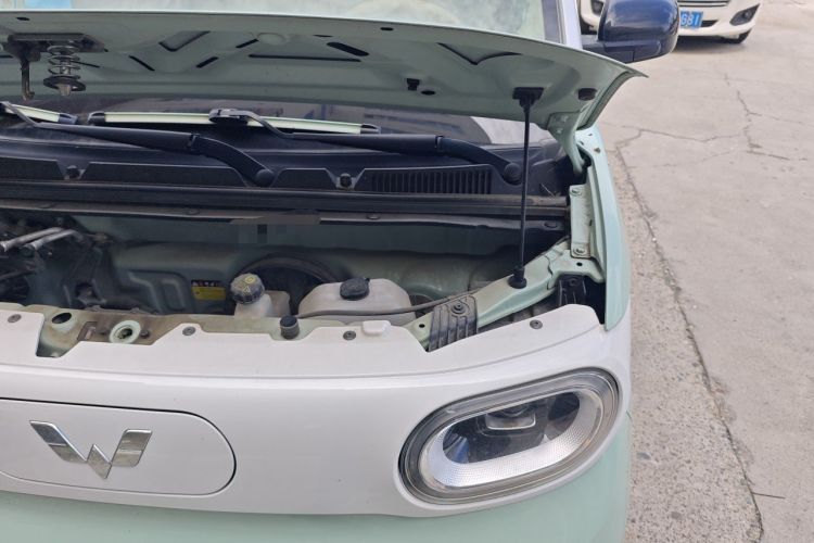 Used Wuling Hongguang MINIEV 2024 3rd Generation 215km Advanced Version Engine Bay Left