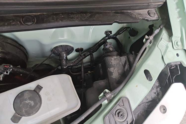 Used Wuling Hongguang MINIEV 2024 3rd Generation 215km Youth Edition Engine Bay Left