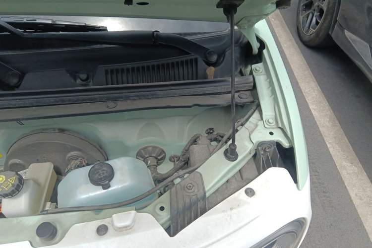 Used Wuling Hongguang MINIEV 2024 3rd Generation 215km Advanced Version Engine Bay Left