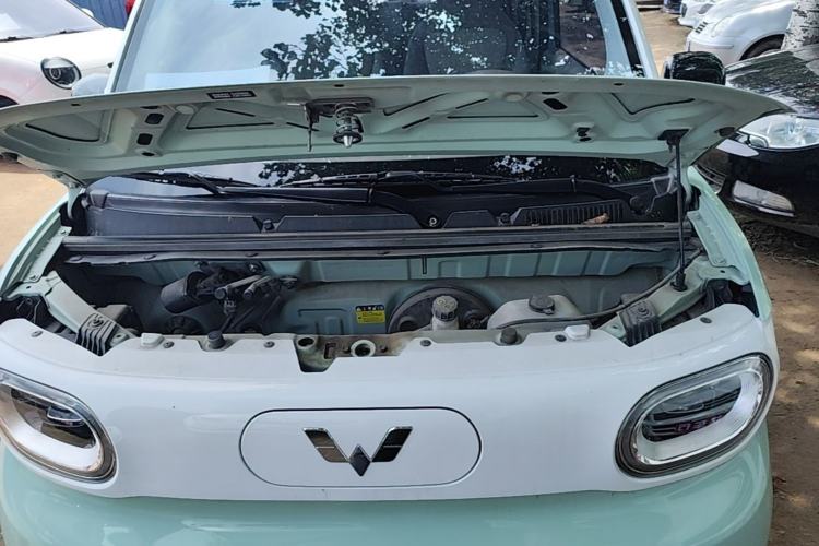 Used Wuling Hongguang MINIEV 2024 3rd Generation 215km Advanced Version Engine Bay