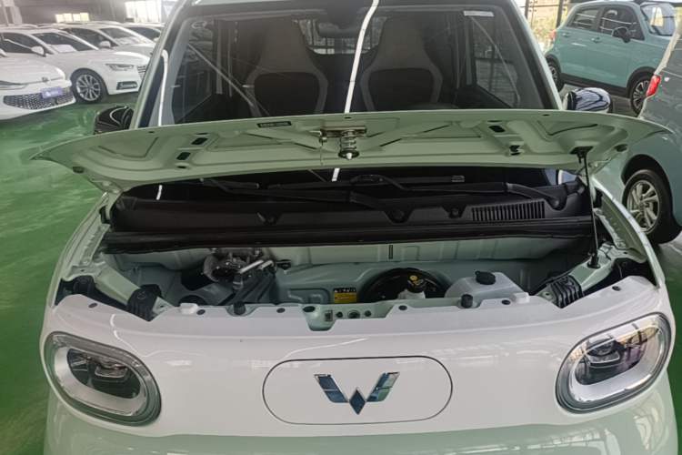 Used Wuling Hongguang MINIEV 2024 3rd Generation 215km Youth Edition Engine Bay