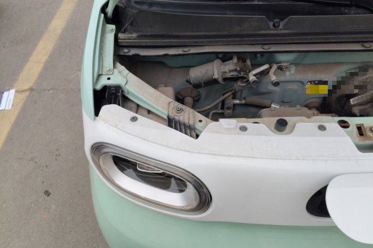 Used Wuling Hongguang MINIEV 2024 3rd Generation 215km Advanced Version Engine Bay Right