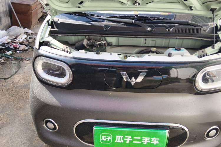 Used Wuling Hongguang MINIEV 2024 3rd Generation 215km Advanced Version Engine Bay Right