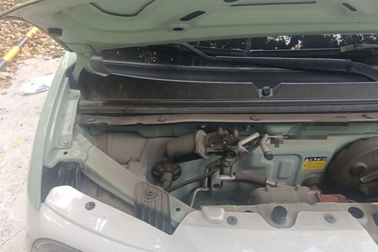 Used Wuling Hongguang MINIEV 2024 3rd Generation 215km Advanced Version Engine Bay Right