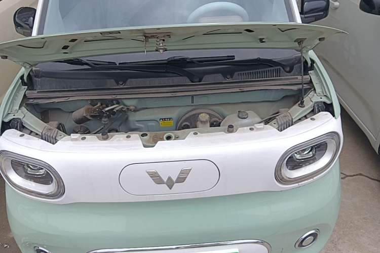 Used Wuling Hongguang MINIEV 2024 3rd Generation 215km Advanced Version Engine Bay