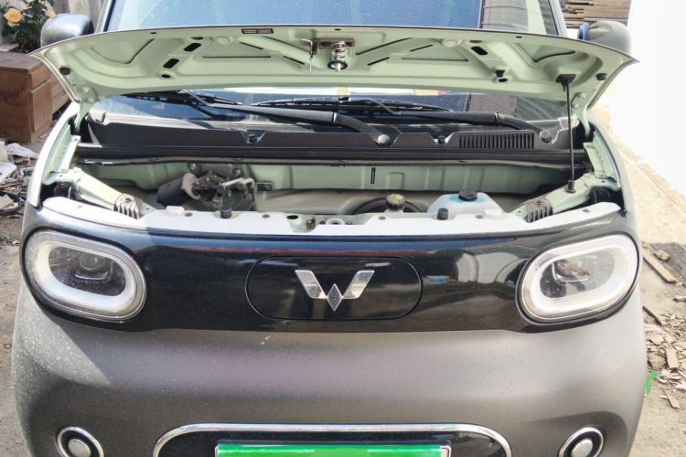 Used Wuling Hongguang MINIEV 2024 3rd Generation 215km Advanced Version Engine Bay