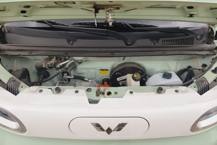 Used Wuling Hongguang MINIEV 2024 3rd Generation 215km Advanced Version Engine Bay