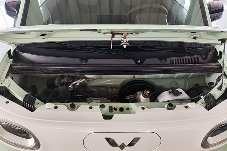 Used Wuling Hongguang MINIEV 2024 3rd Generation 215km Youth Edition Engine Bay