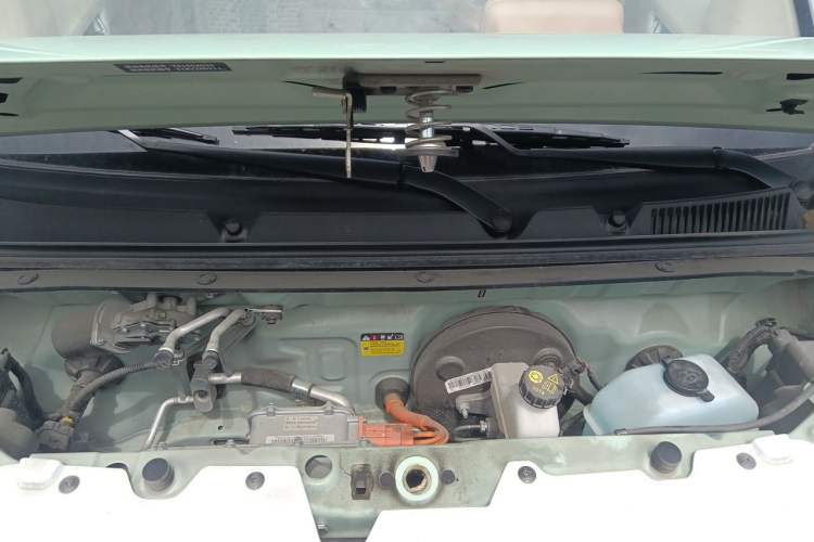 Used Wuling Hongguang MINIEV 2024 3rd Generation 215km Advanced Version Engine Bay