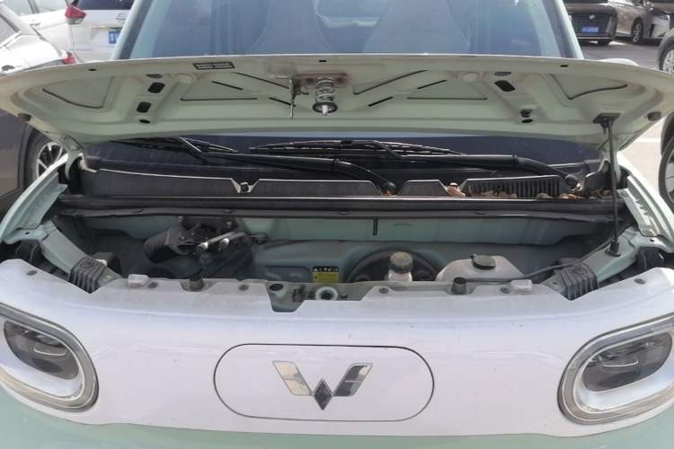 Used Wuling Hongguang MINIEV 2024 3rd Generation 215km Youth Edition Engine Bay