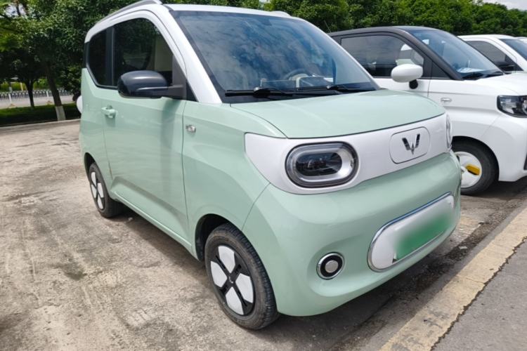 Used Wuling Hongguang MINIEV 2024 3rd Generation 215km Advanced Version Exterior 1