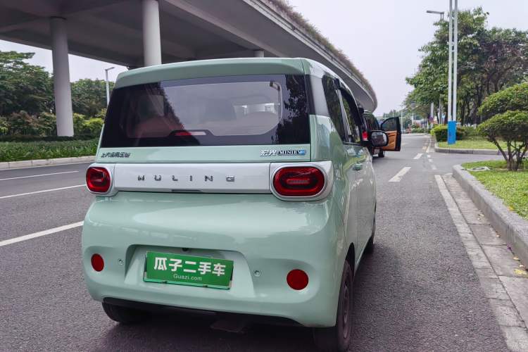Used Wuling Hongguang MINIEV 2024 3rd Generation 215km Youth Edition Exterior 2