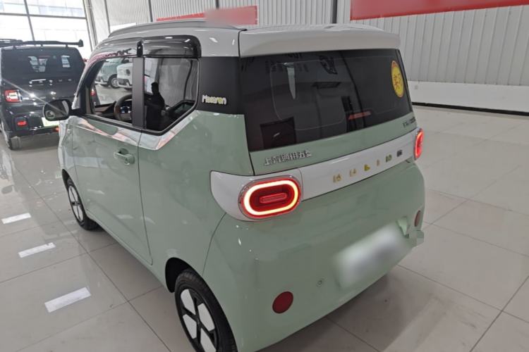 Used Wuling Hongguang MINIEV 2024 3rd Generation 215km Advanced Version Exterior 2