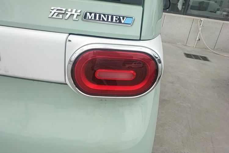 Used Wuling Hongguang MINIEV 2024 3rd Generation 215km Advanced Version Exterior 3