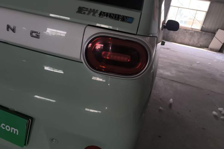 Used Wuling Hongguang MINIEV 2024 3rd Generation 215km Youth Edition Exterior 3
