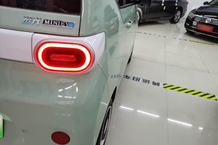 Used Wuling Hongguang MINIEV 2024 3rd Generation 215km Youth Edition Exterior 3