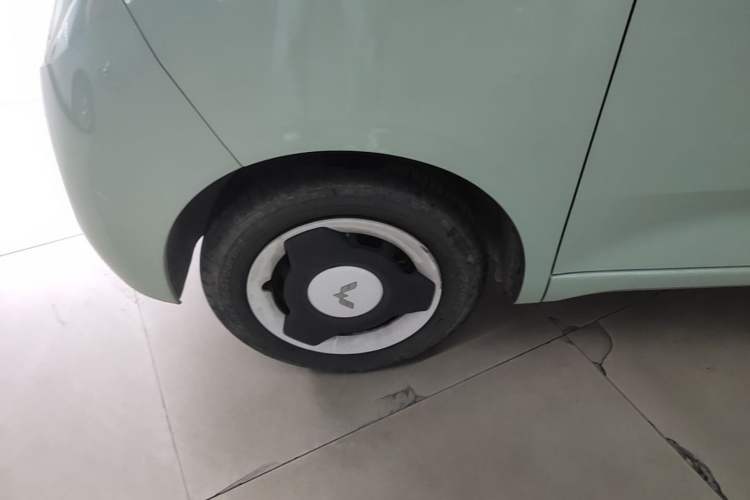 Used Wuling Hongguang MINIEV 2024 3rd Generation 170 km Exterior 4